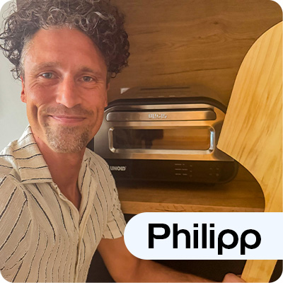 Philipp mit neuem Pizzaofen